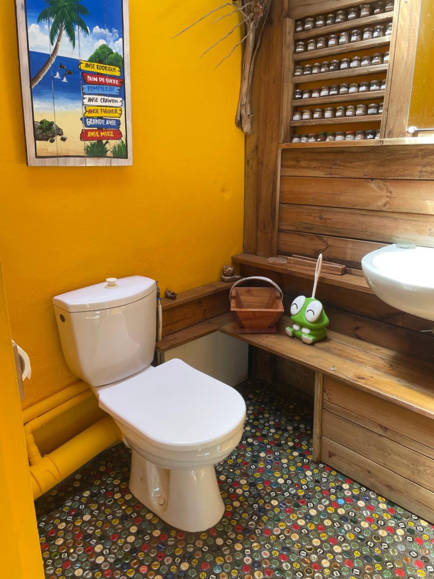 Les Hamacs Aux Saintes Hotell Terre-De-Haut Exteriör bild