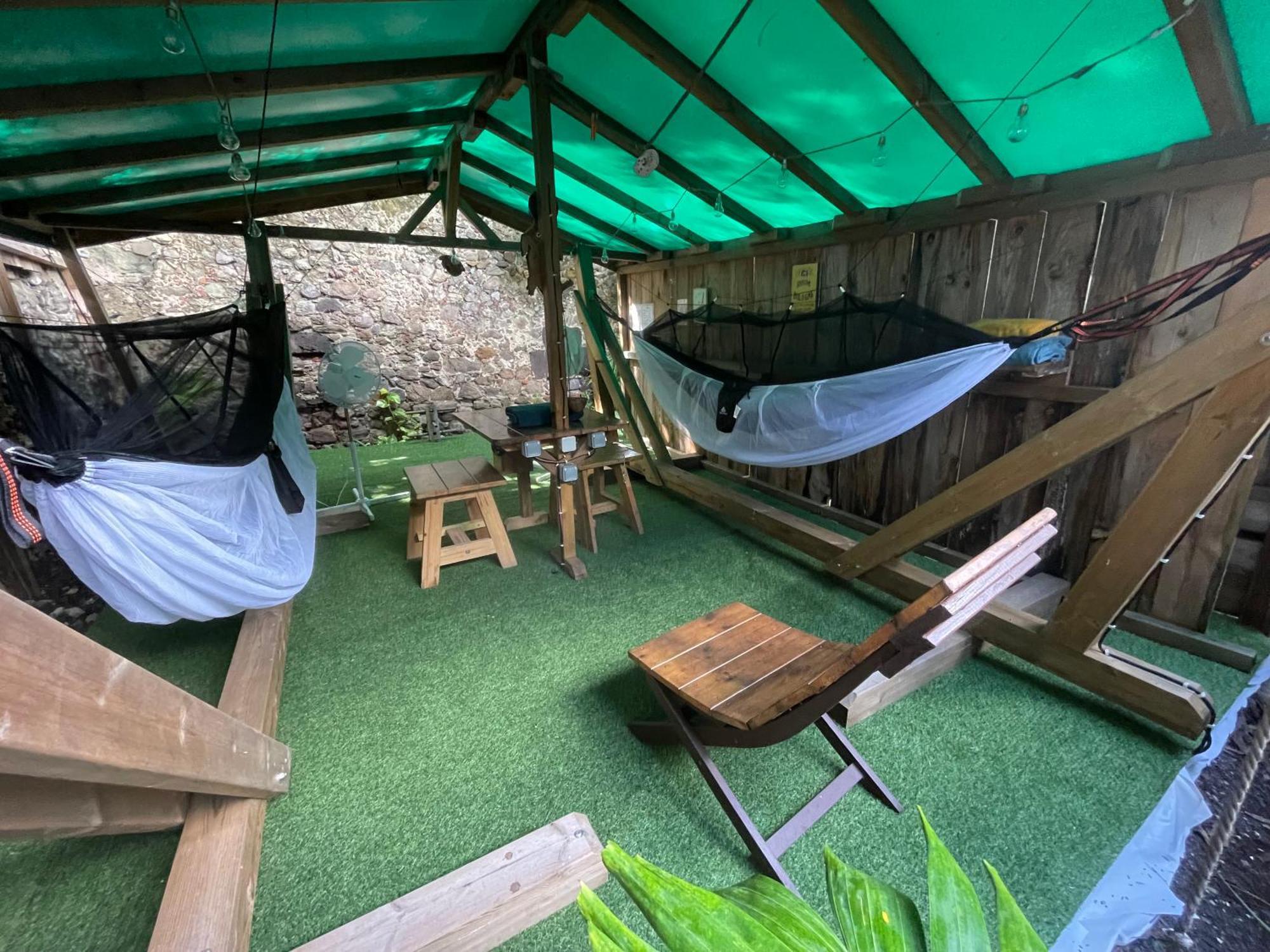 Les Hamacs Aux Saintes Hotell Terre-De-Haut Exteriör bild